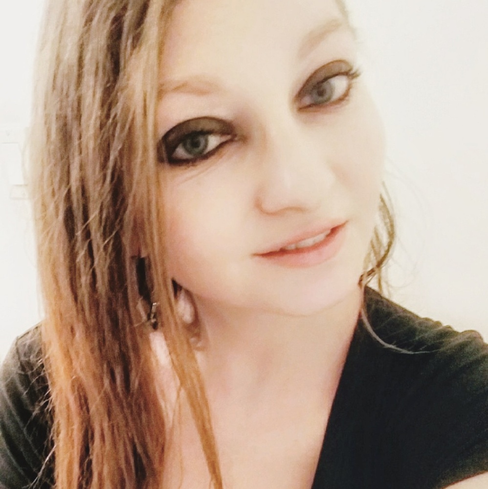 MEET YOUR POSHER, Harmony